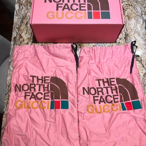 Authentic Gucci x North Face slides size 38 - Picture 8 of 9